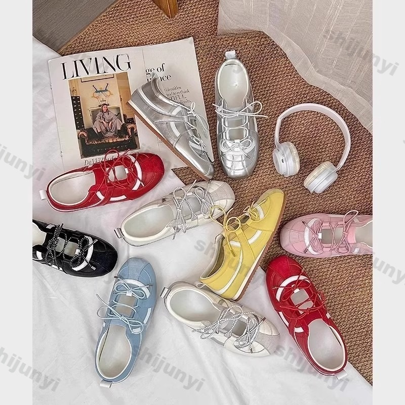 Sepatu Sneakers Wanita Terbaru - Crossfit Hard ulasan dan harga