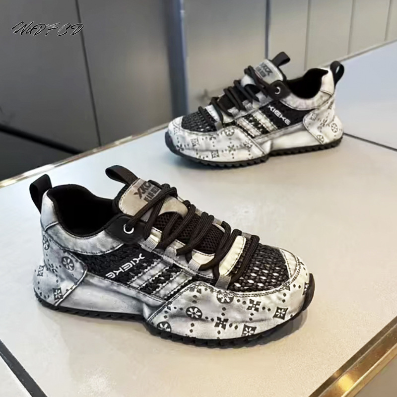Sepatu kets tebal sepatu papan - Crossfit Hard ulasan dan harga
