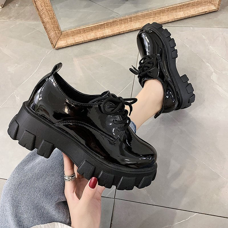 Sepatu Wanita Kasual Serbaguna - Gear Up Crossfit ulasan dan harga